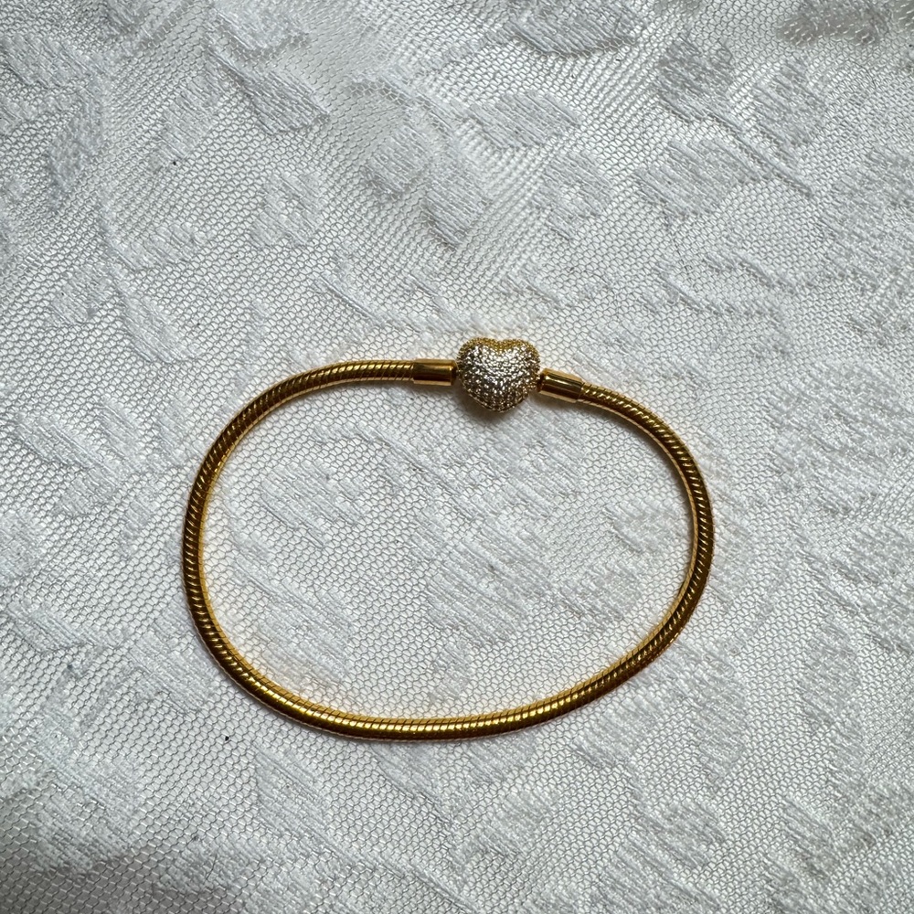 Brand New Gold Pandora bracelets